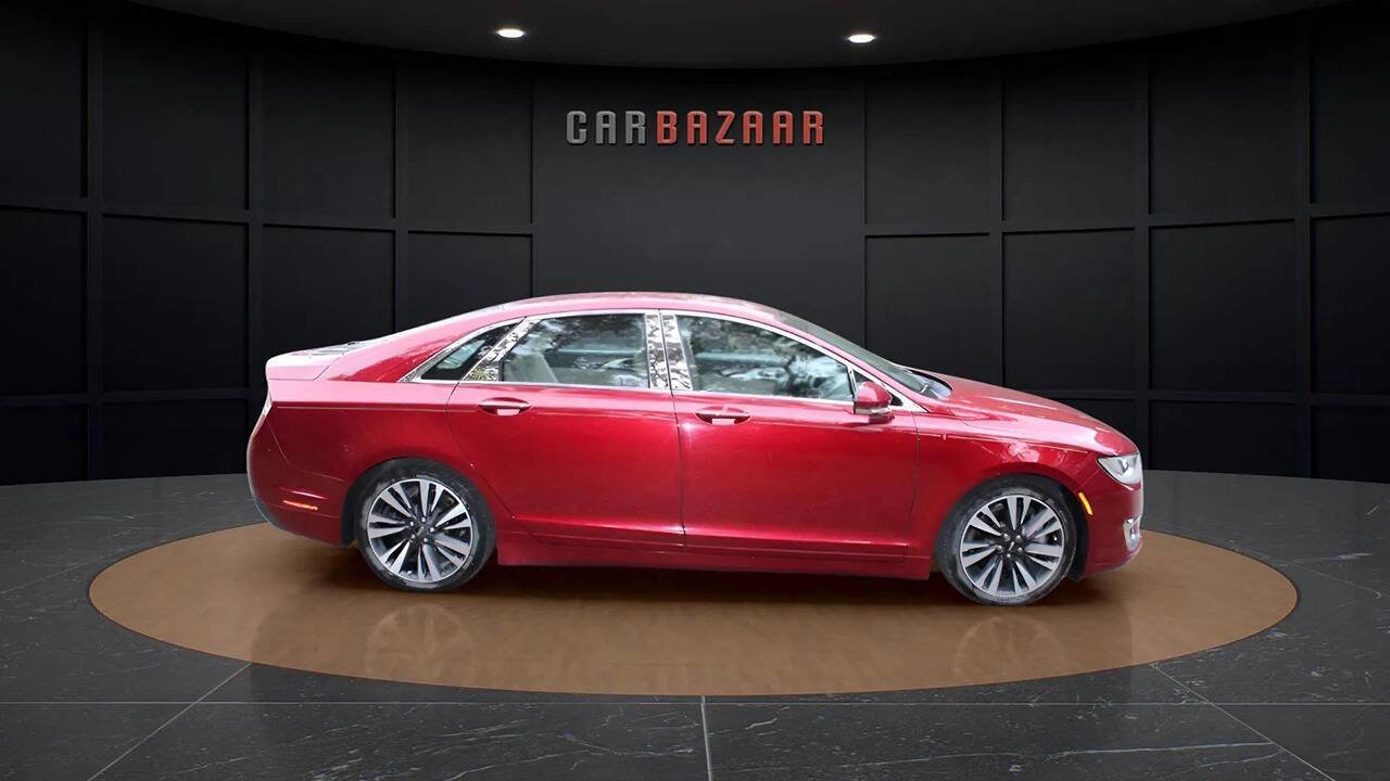 Used 2017 Lincoln MKZ Reserve image 3