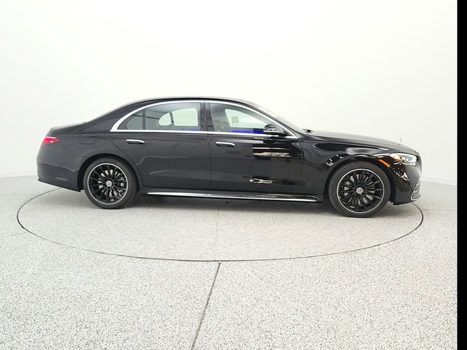 New 2026 Mercedes-Benz S 580 4MATIC Sedan image 4