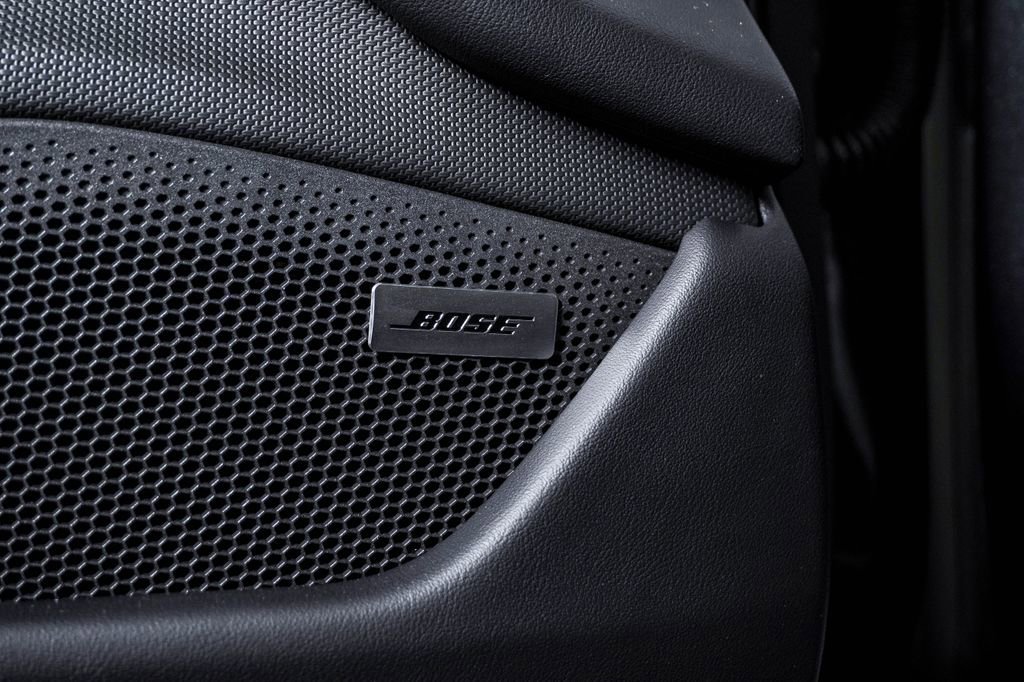 New 2026 Porsche Taycan image 26