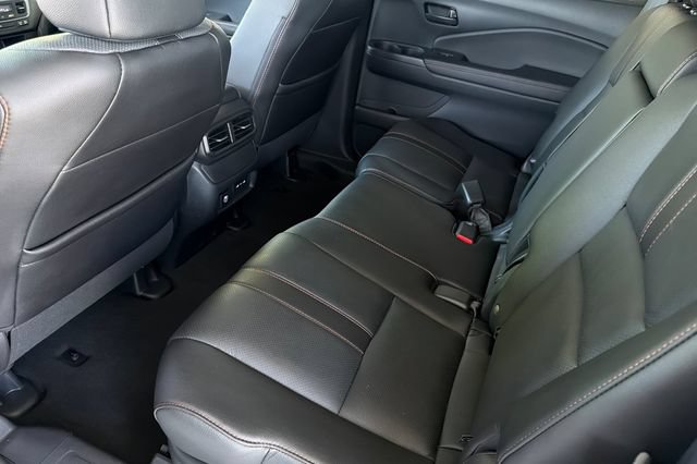 Certified 2025 Honda Passport TrailSport image 14