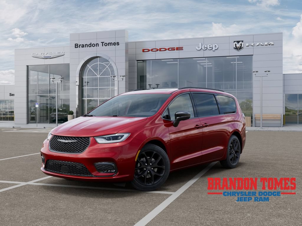 New 2026 Chrysler Pacifica Limited w/ S Appearance Package