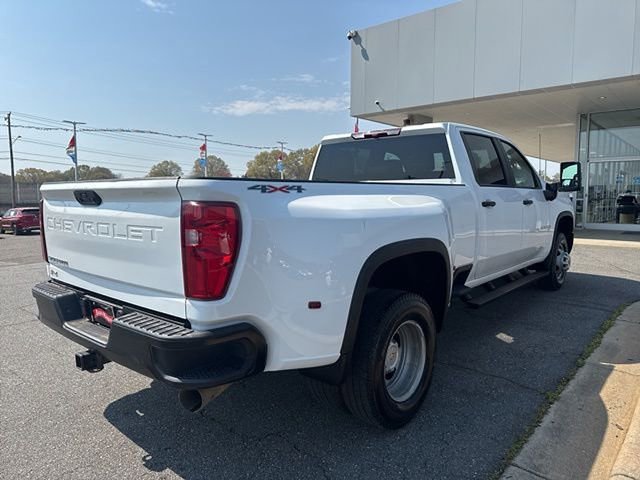 Used 2024 Chevrolet Silverado 3500 W/T image 5
