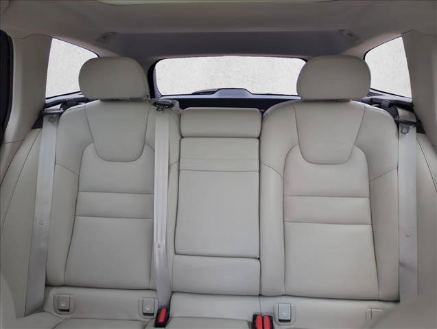 Used 2021 Volvo V60 T5 Cross Country AWD/4WD image 26