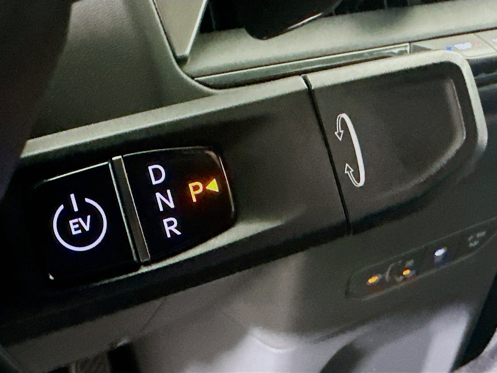 Used 2024 Kia EV9 Light RWD image 25