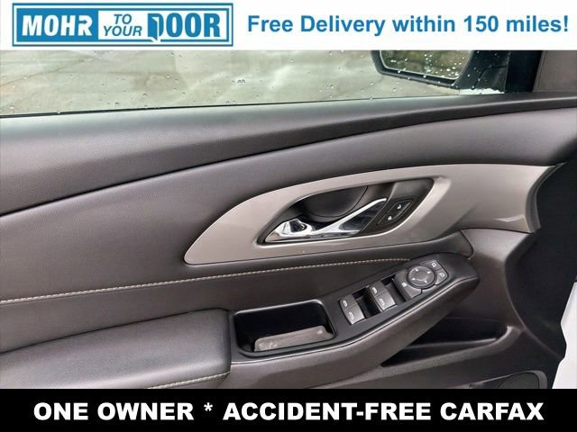 Used 2023 Chevrolet Traverse LT FWD image 11