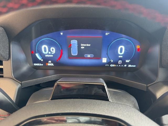 Used 2025 Ford Explorer ST-Line w/ ST-Line Street Pack image 17