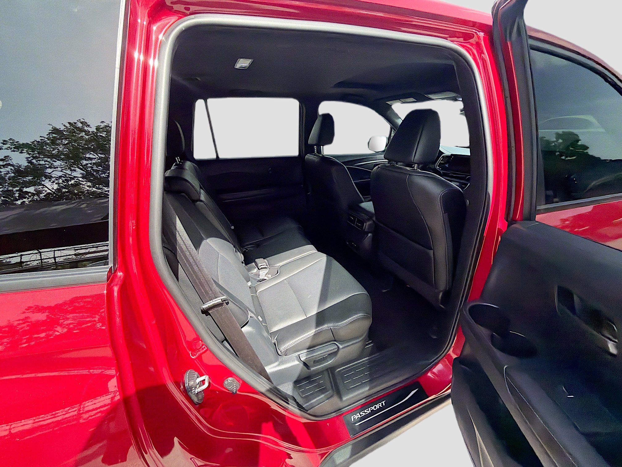 Certified 2025 Honda Passport EX-L image 28