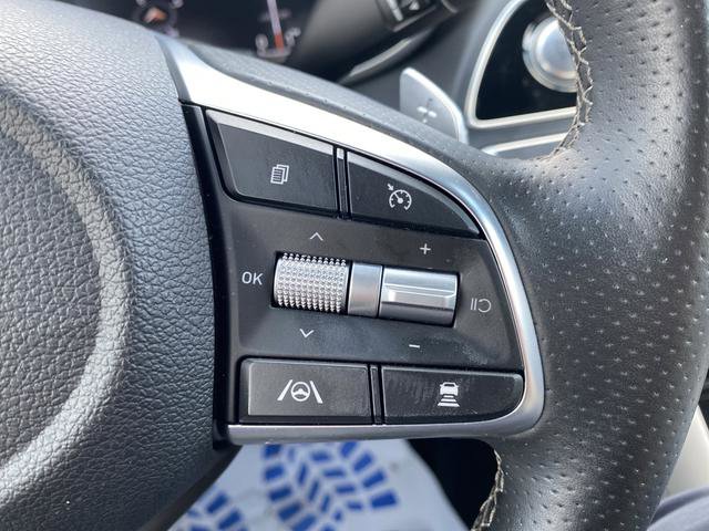 Used 2023 Genesis G70 3.3T w/ Sport Prestige Package image 32