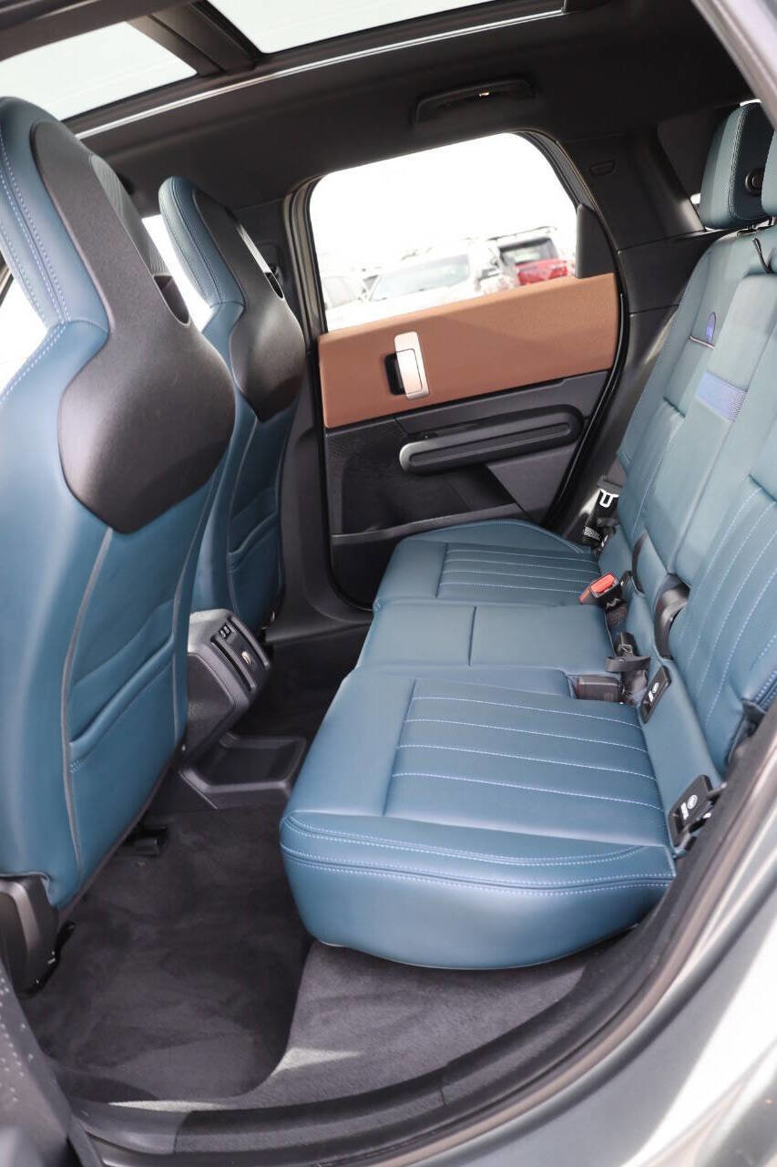 Used 2025 MINI Cooper Countryman S w/ Comfort Package Max image 17