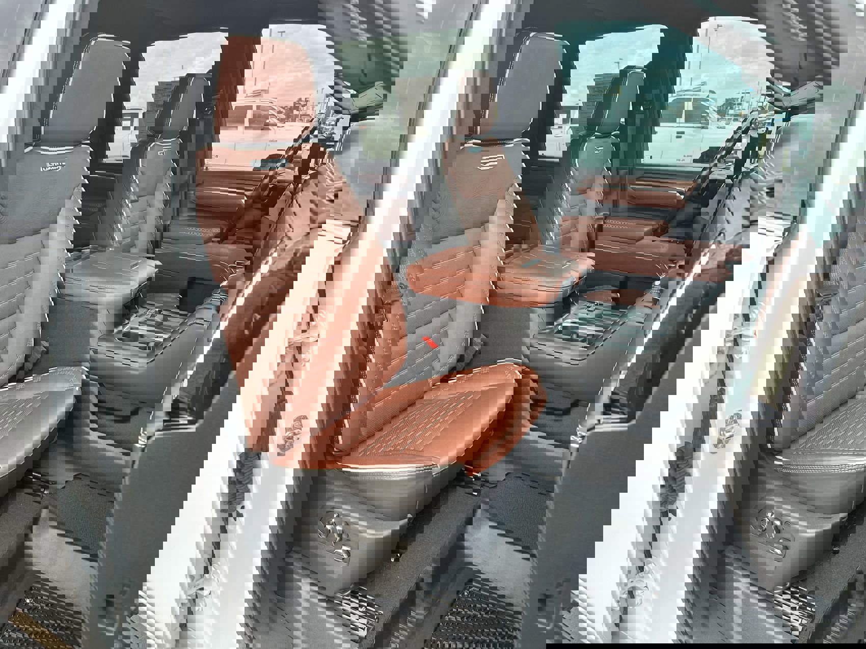 Used 2024 GMC Sierra 2500 Denali Ultimate image 24