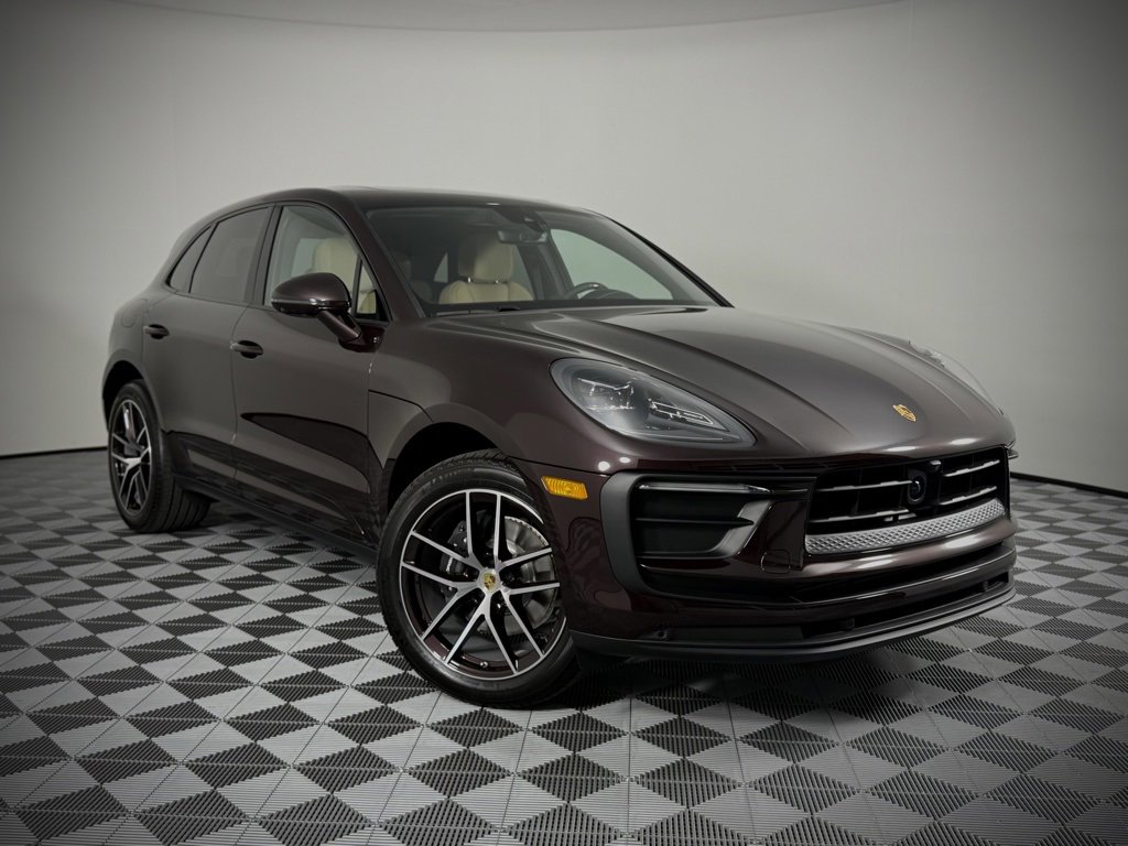 New 2025 Porsche Macan image 7
