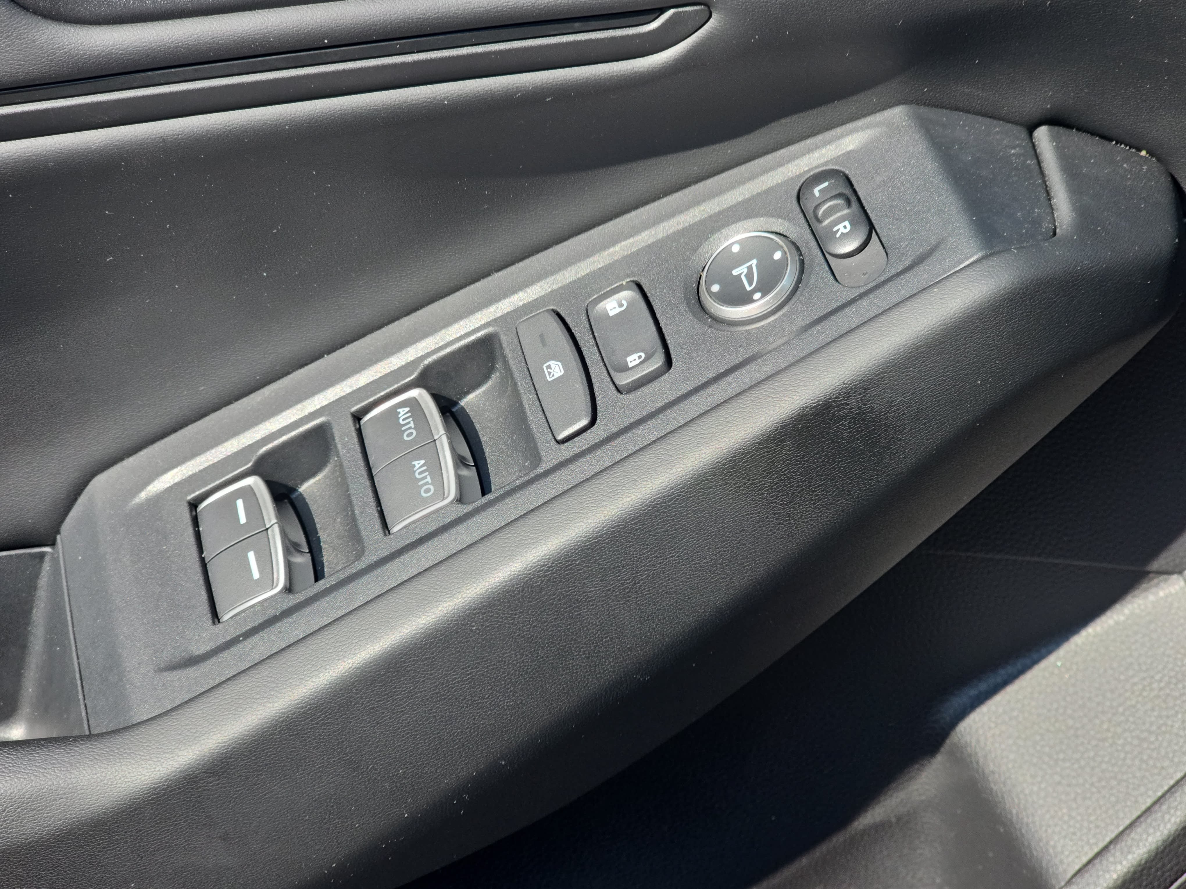 Certified 2025 Honda Accord SE image 26