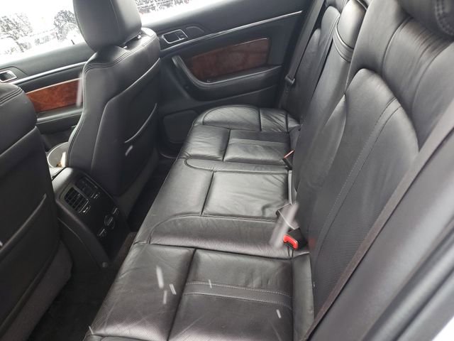 Used 2015 Lincoln MKS AWD w/ Equipment Group 101A image 24