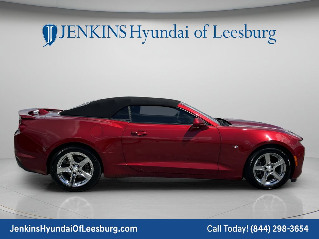 Used 2024 Chevrolet Camaro LT w/ Technology Package RWD image 4