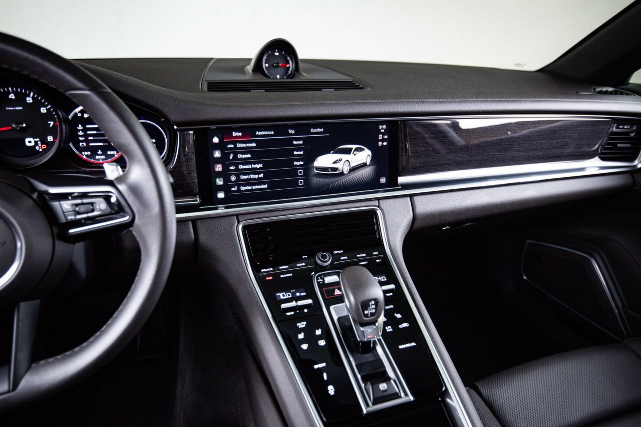 Certified 2023 Porsche Panamera 4 Platinum Edition AWD/4WD image 19