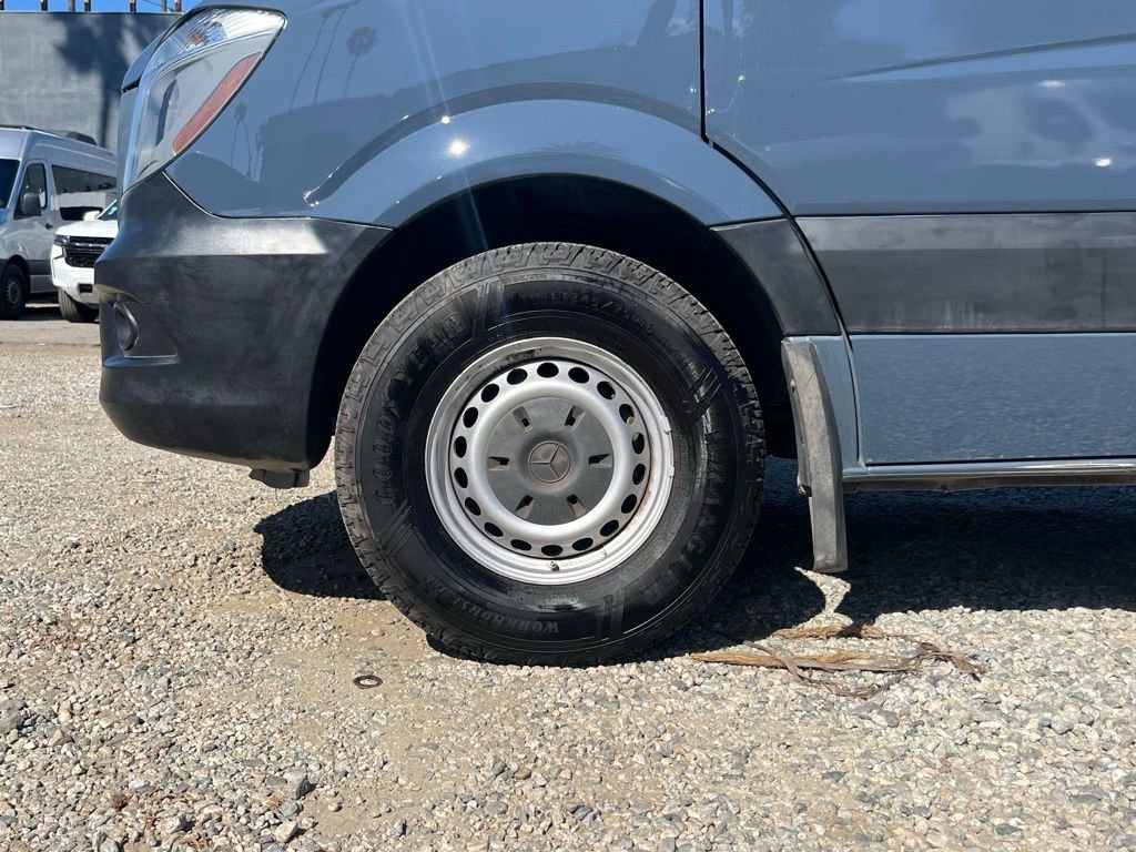 Used 2018 Mercedes-Benz Sprinter 2500 image 12