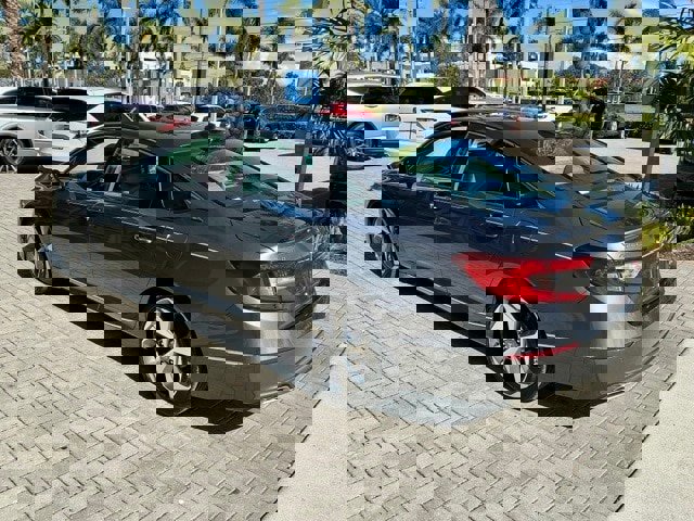 Certified 2018 Honda Accord Touring image 4