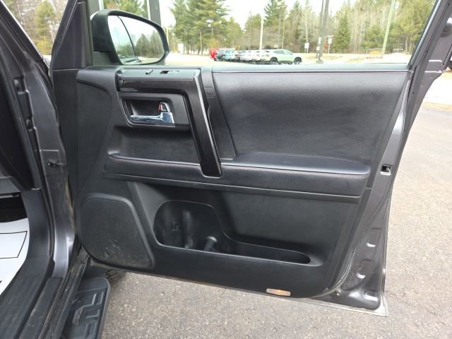 Used 2020 Toyota 4Runner TRD Off-Road image 45