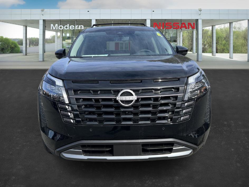 New 2026 Nissan Pathfinder SL image 8