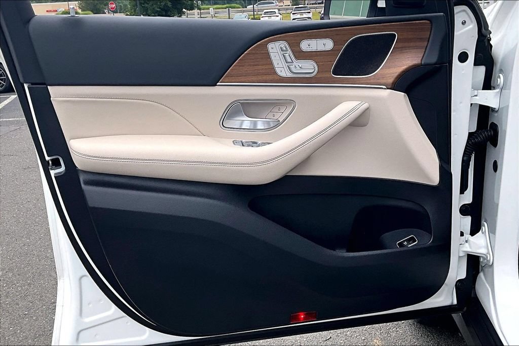Certified 2025 Mercedes-Benz GLE 350 4MATIC image 18