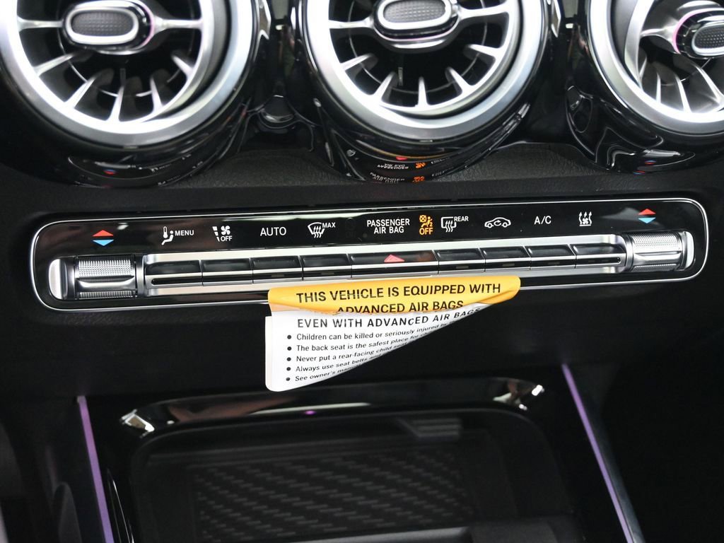 New 2024 Mercedes-Benz EQB 300 4MATIC image 16