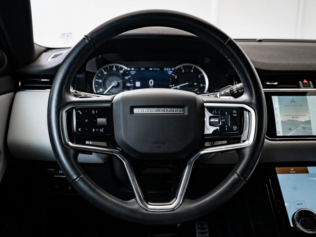 Used 2023 Land Rover Range Rover Evoque R-Dynamic S image 39