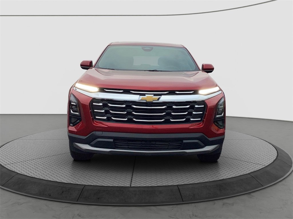 New 2026 Chevrolet Equinox LT image 2