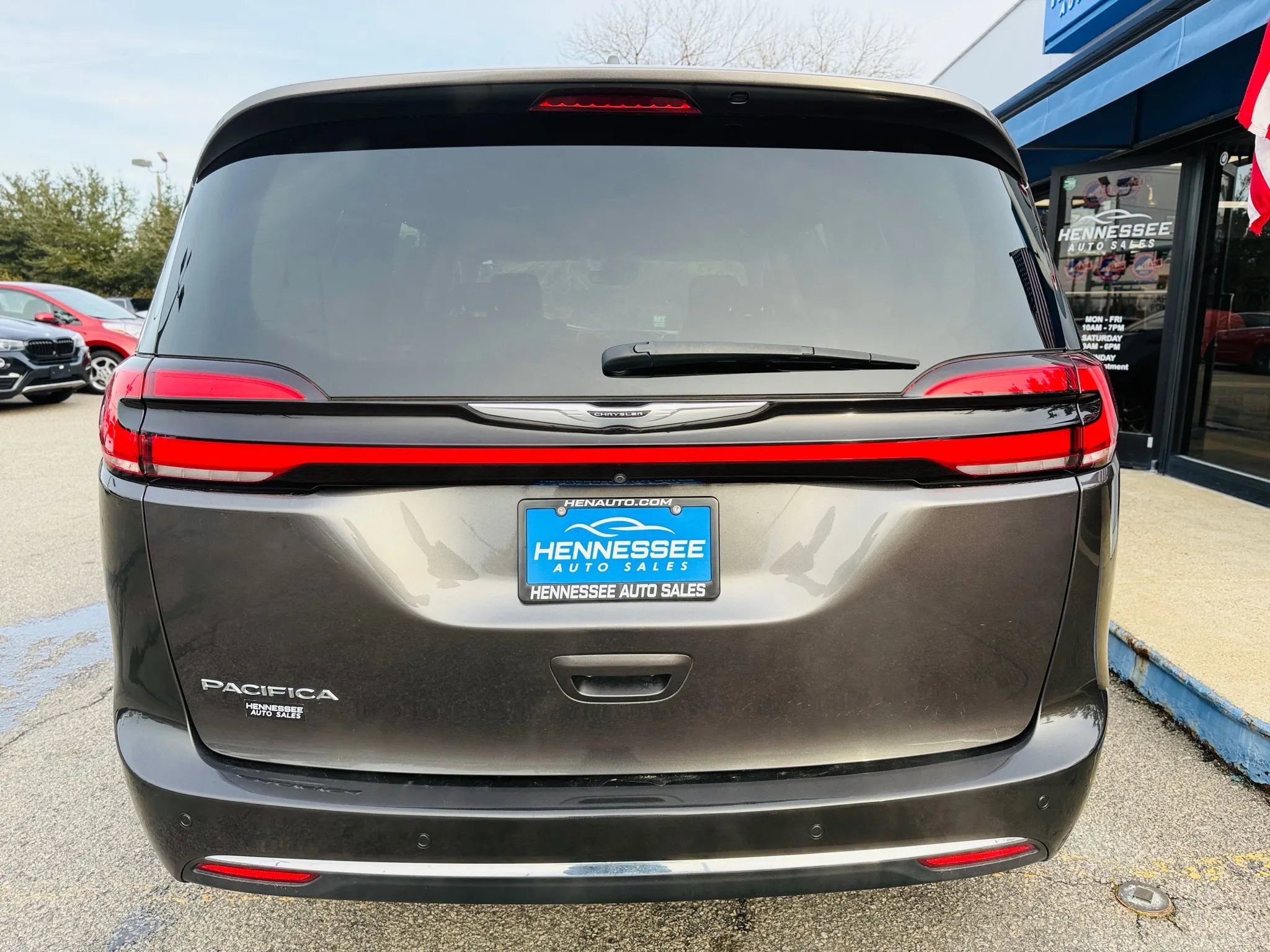 Used 2022 Chrysler Pacifica Touring-L FWD image 26