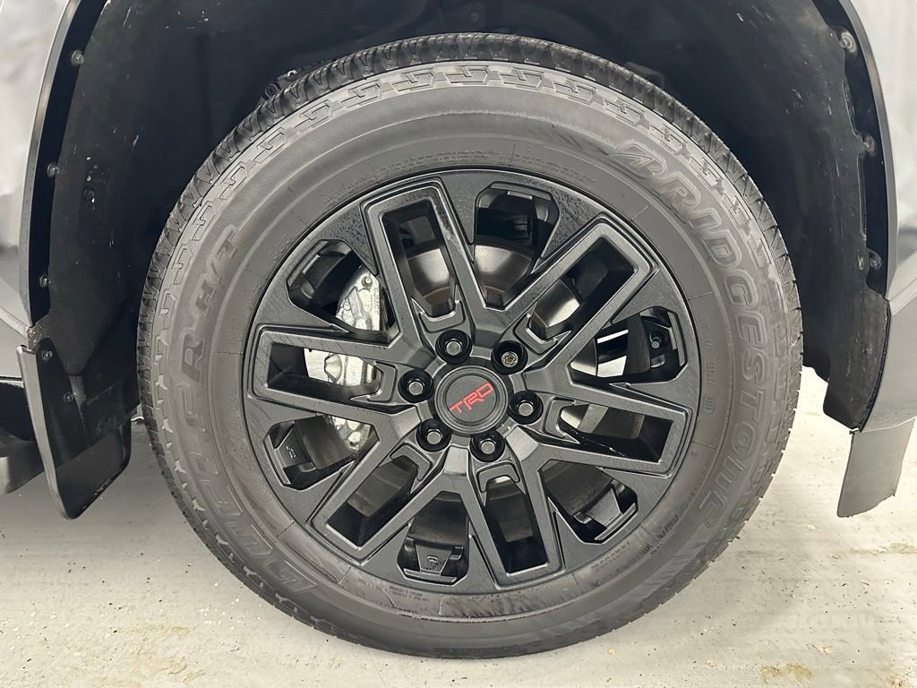 Used 2024 Toyota Sequoia SR5 w/ SR5 Premium Package AWD/4WD image 64