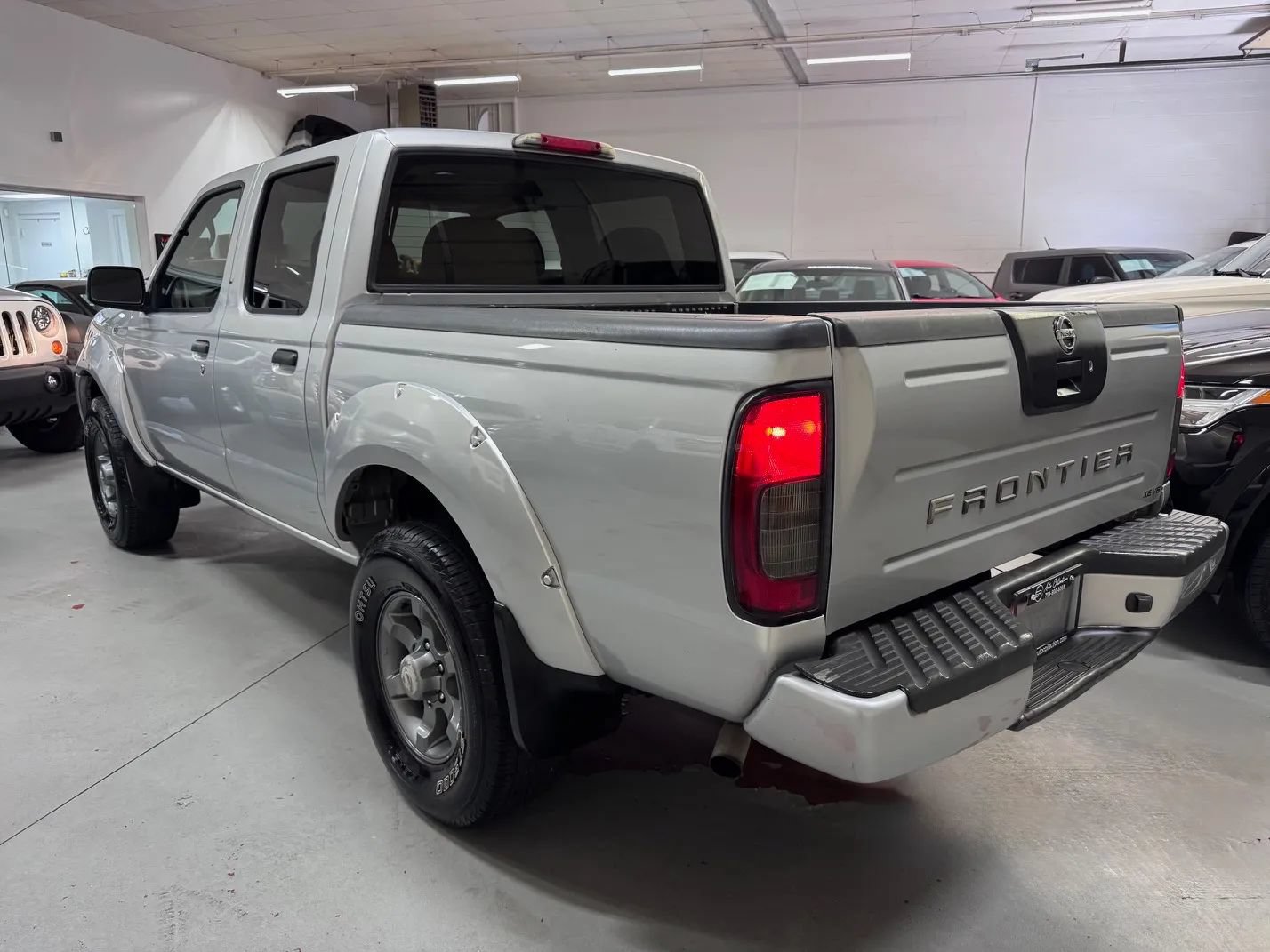 Used 2004 Nissan Frontier XE RWD image 6