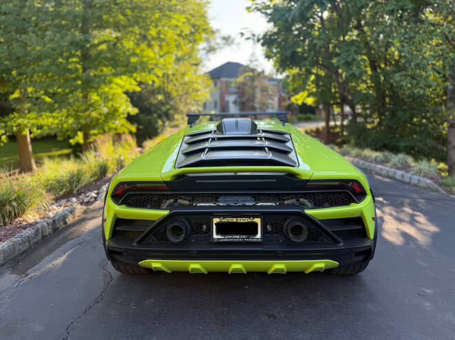 Used 2024 Lamborghini Huracan Sterrato AWD/4WD image 7