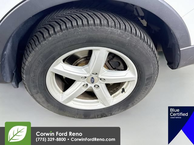 Used 2017 Ford Explorer XLT w/ Equipment Group 201A AWD/4WD image 33