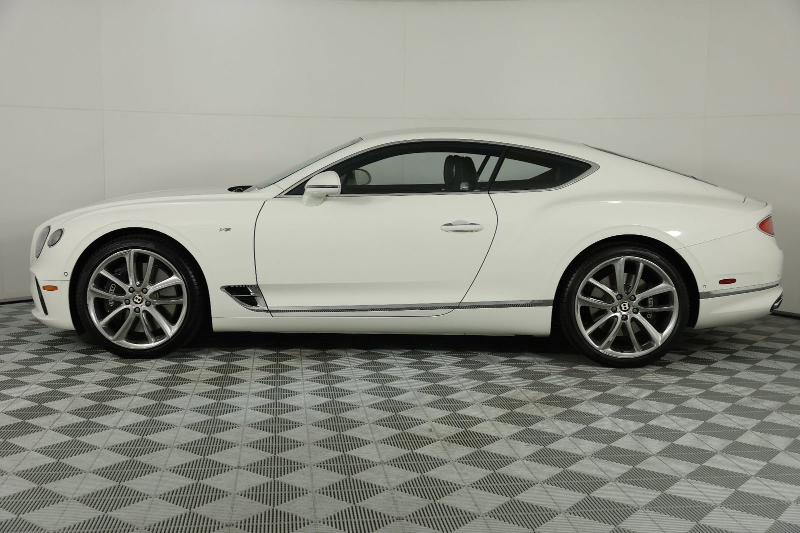 Used 2020 Bentley Continental GT image 5