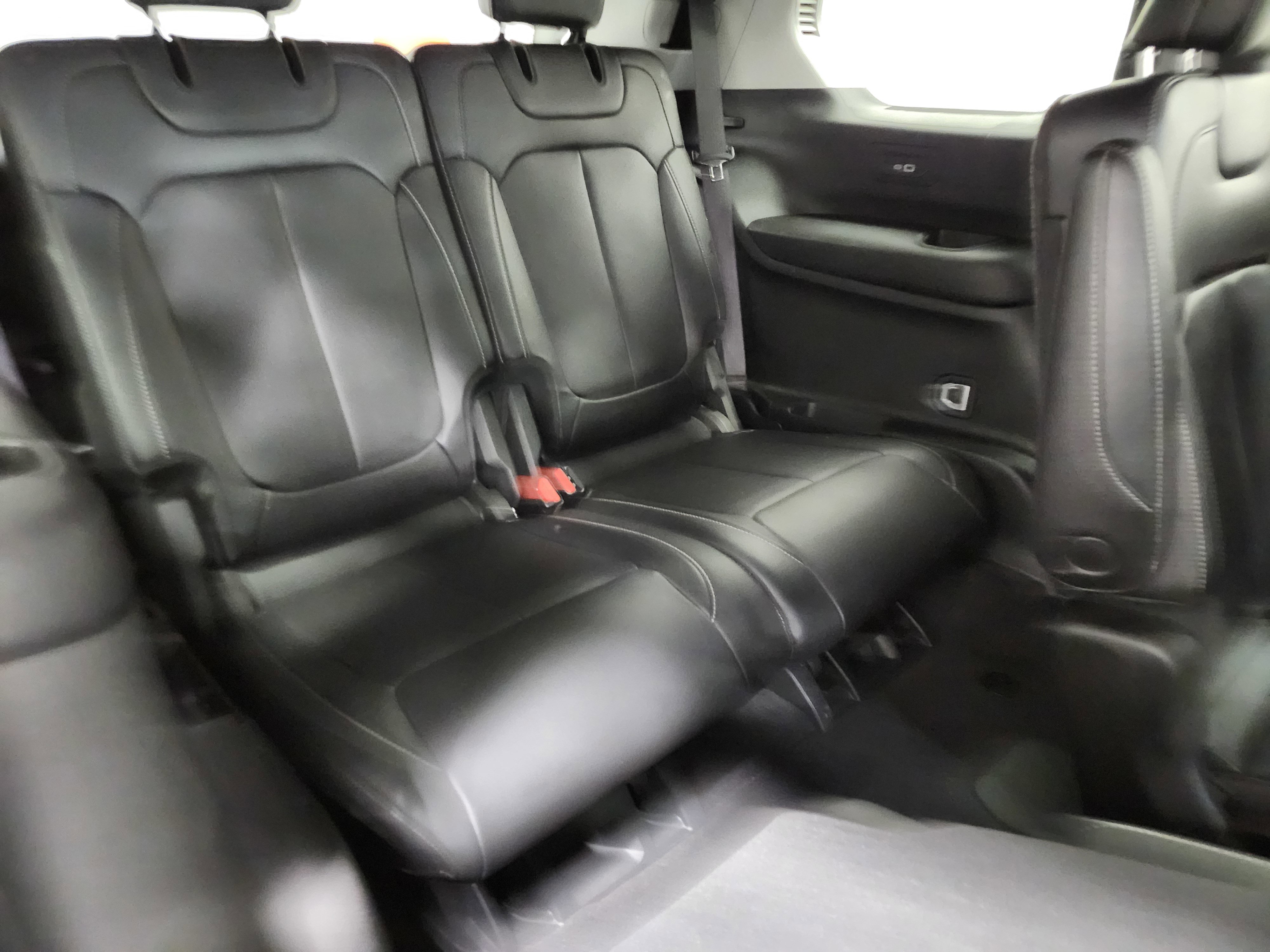 Used 2022 Jeep Grand Cherokee L Limited image 15