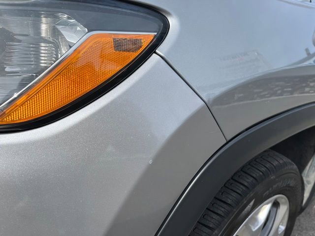 Used 2019 Jeep Compass Limited image 3