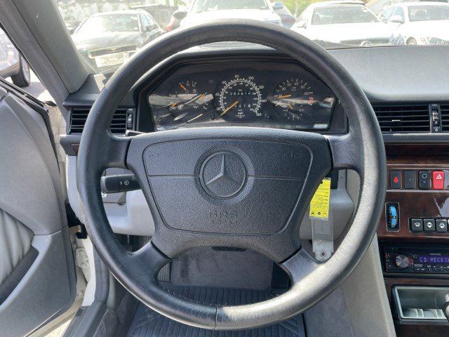Used 1994 Mercedes-Benz E 320 Convertible image 24
