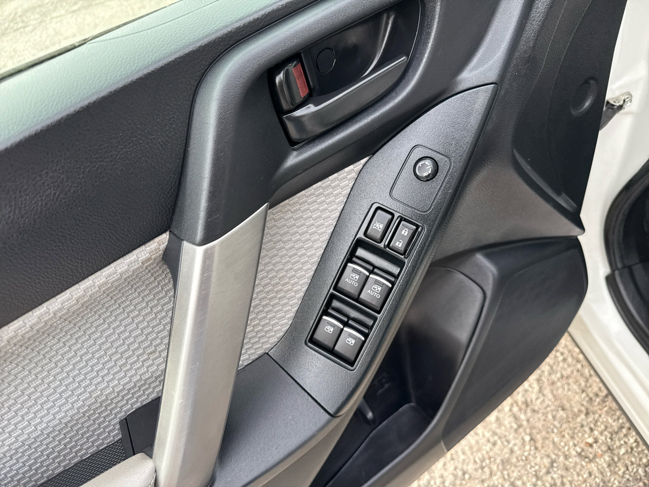 Used 2018 Subaru Forester 2.5i w/ Alloy Wheel Package image 12