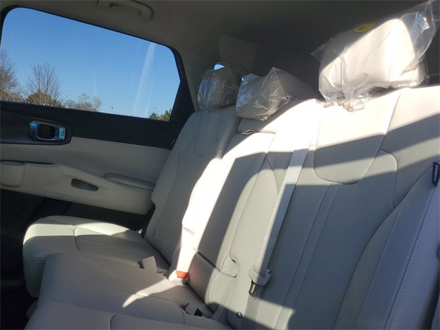 New 2026 Kia Sorento S image 10