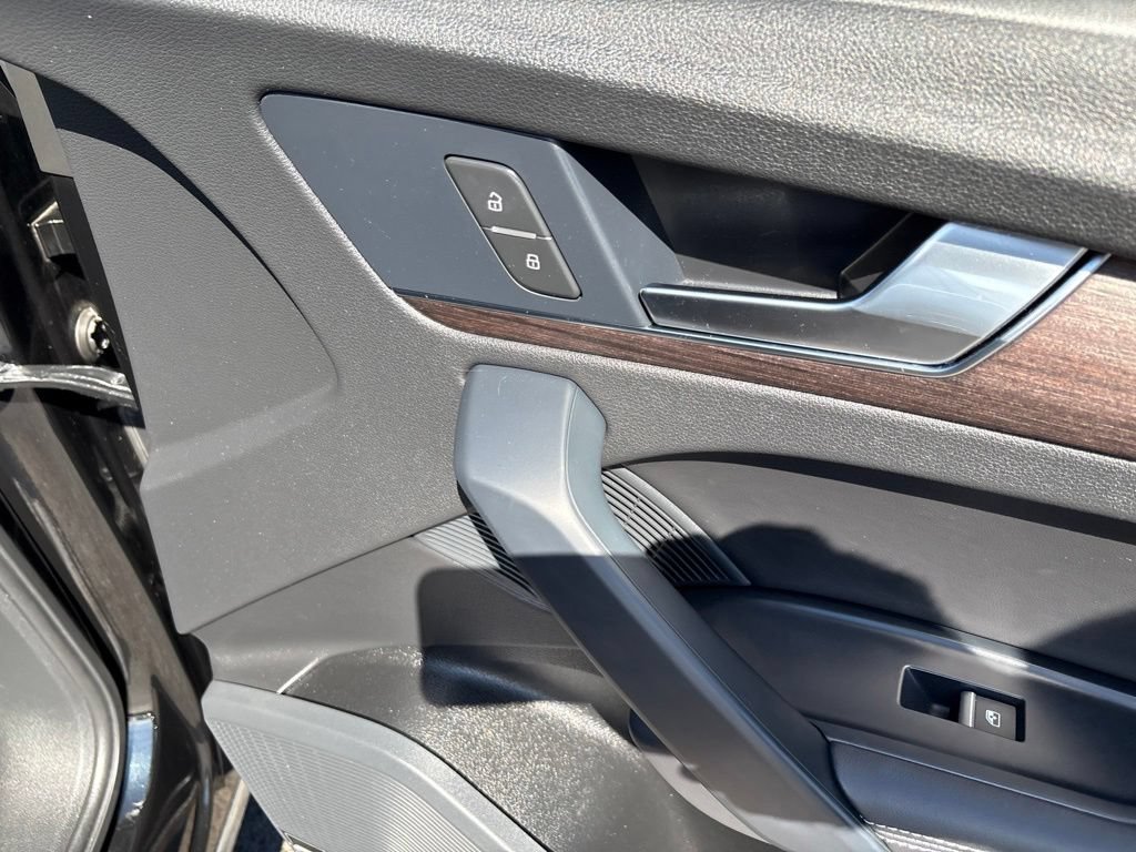 Certified 2023 Audi Q5 2.0T Premium Plus AWD/4WD image 27