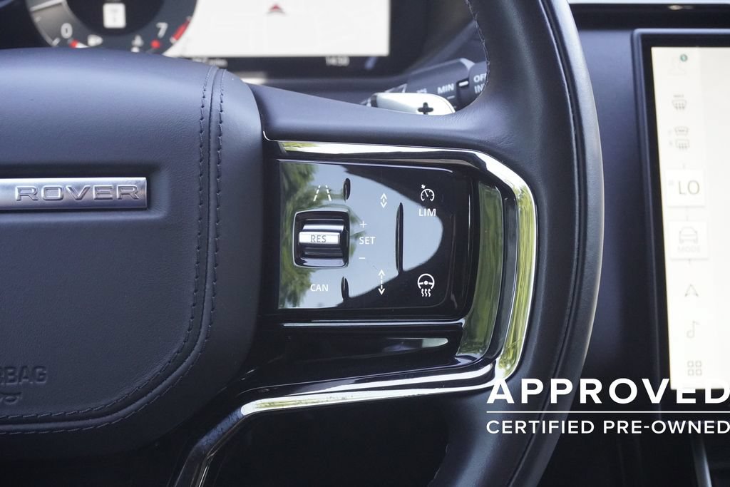 Used 2025 Land Rover Range Rover Velar Dynamic SE AWD/4WD image 13