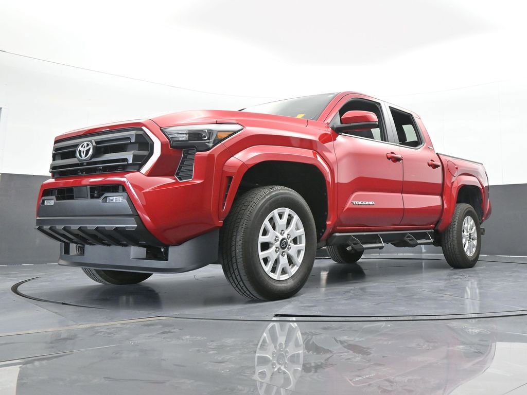 Used 2025 Toyota Tacoma SR5 image 58