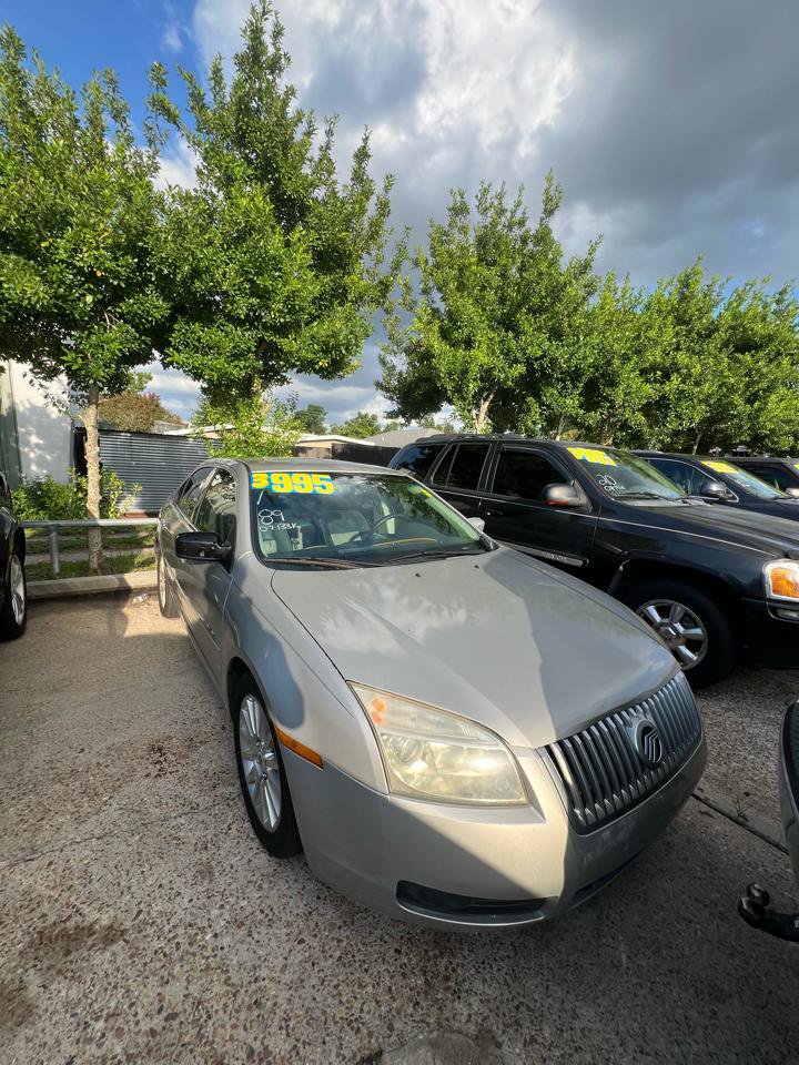 Used 2007 Mercury Milan Premier FWD image 2
