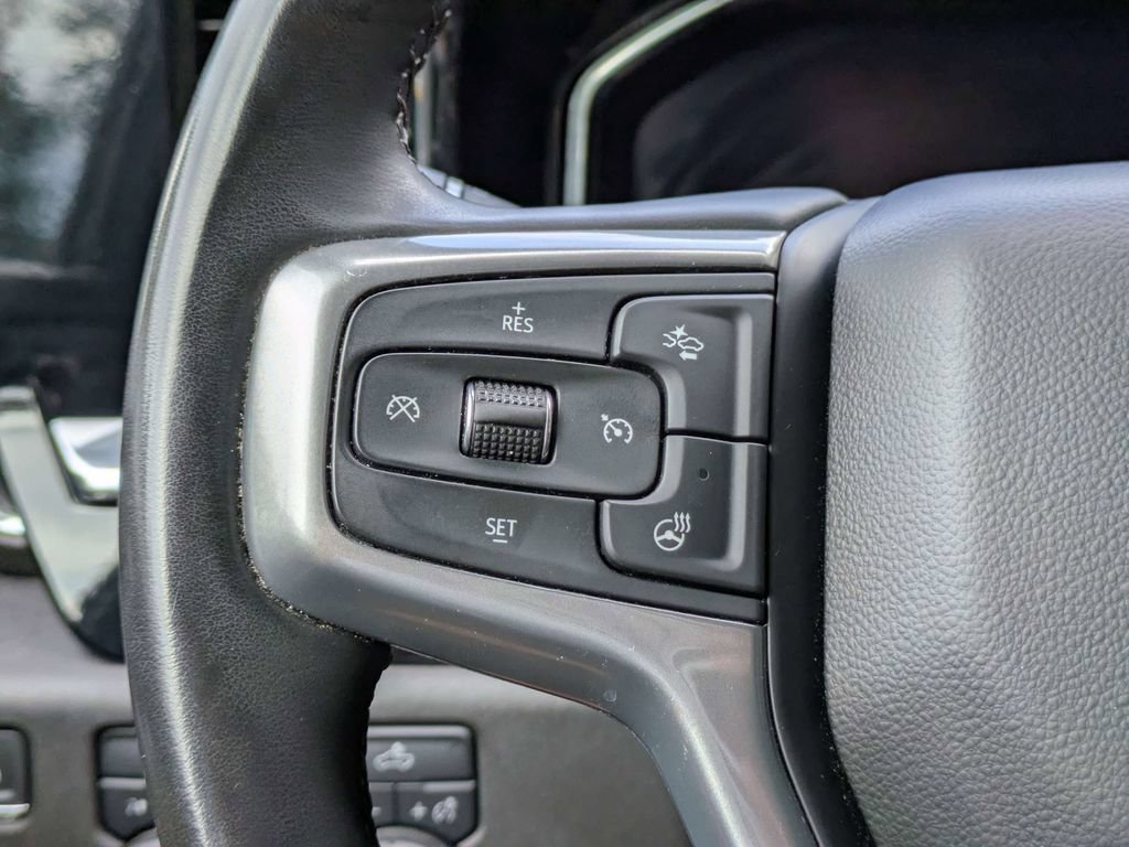 Used 2025 Chevrolet Silverado 1500 LT AWD/4WD image 26