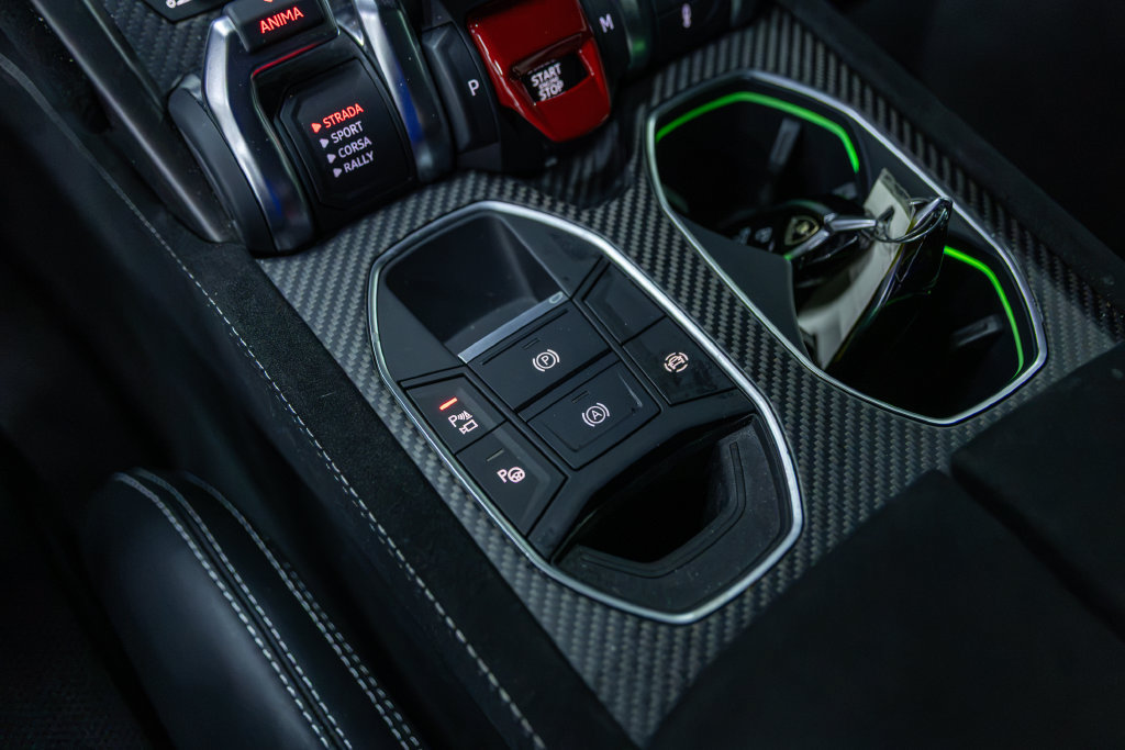 Used 2023 Lamborghini Urus Performante AWD/4WD image 50
