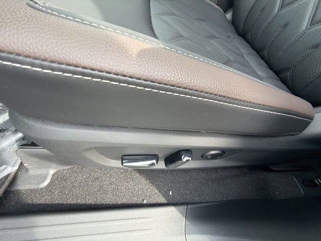 New 2026 Nissan Pathfinder Platinum image 12