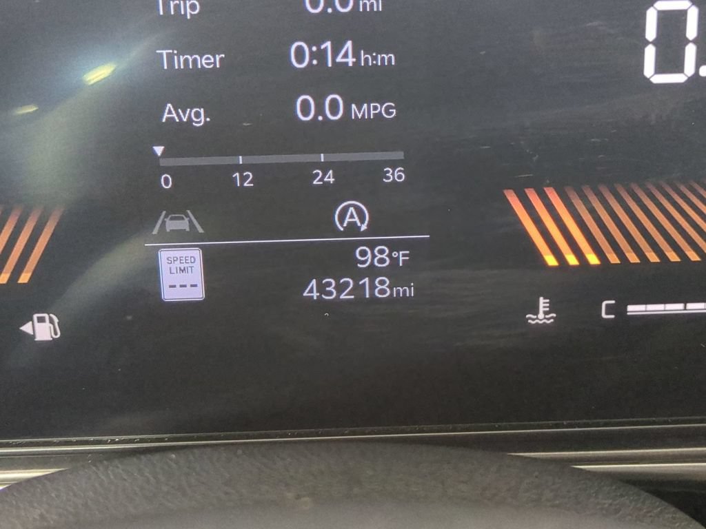 Used 2024 Kia Sorento S AWD/4WD image 37