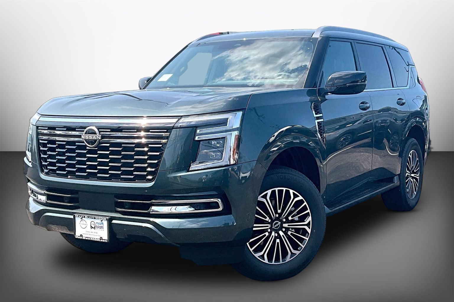 New 2026 Nissan Armada SL w/ Captain's Chari Seat Package