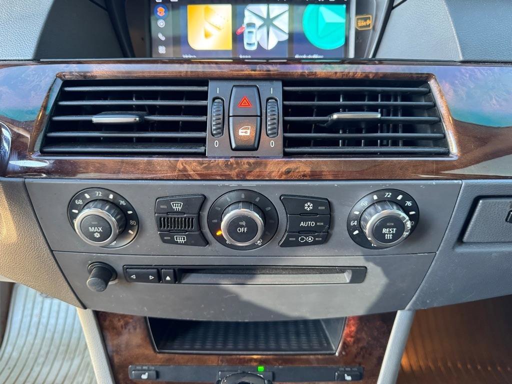 Used 2007 BMW 525xi Sedan image 35