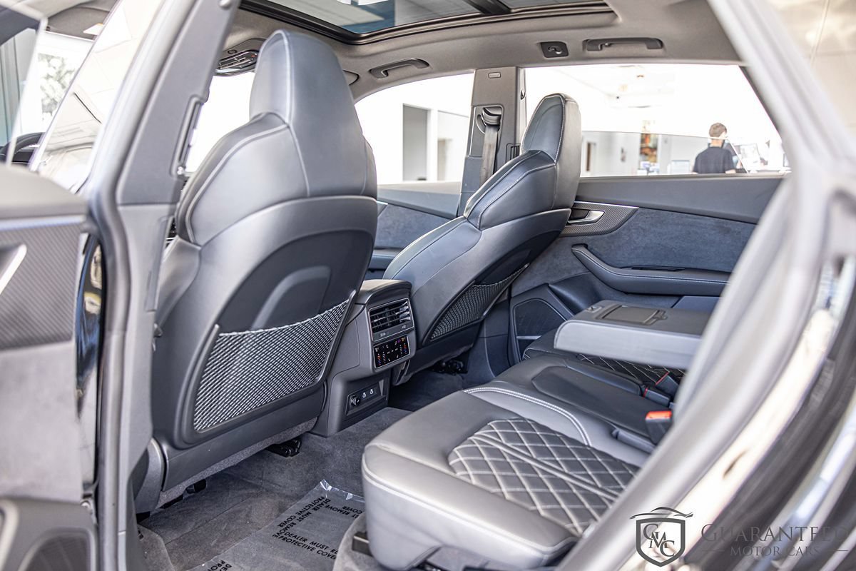 Used 2025 Audi SQ8 Premium Plus w/ 23" Wheel Package AWD/4WD image 34