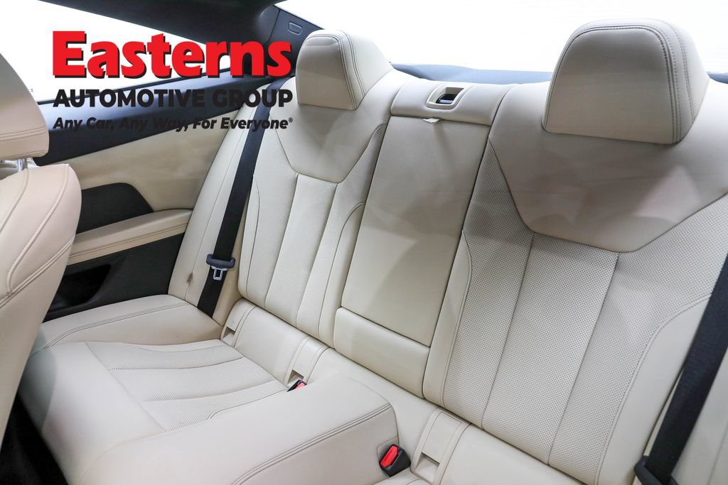 Used 2023 BMW M440i Coupe w/ Premium Package RWD image 25